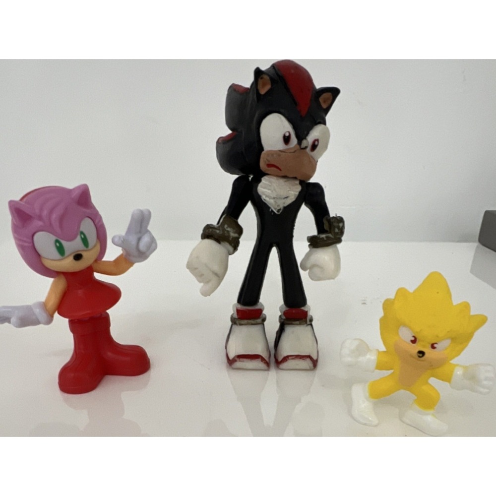 6N6/ Sonic the Hedgehog Shadow, Amy Rose, Super Sonic Action Figure Collection